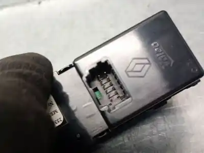 Second-hand car spare part multifunction switch for renault zoe (bfm_) zoe oem iam references 253b08825r  253b08825r