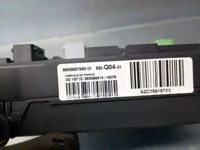 Second-hand car spare part fuse box unit for citroen c4 picasso ii 1.6 bluehdi 120 oem iam references 9806687980  9806687980