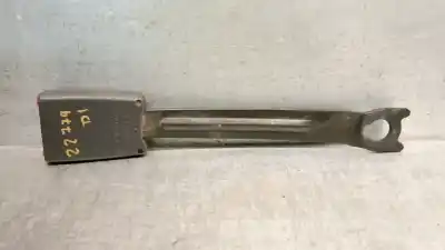 Recambio de automóvil de segunda mano de enganche cinturon para toyota yaris verso (_p2_) 1.3 (ncp20_, ncp22_) referencias oem iam 7323052080b1  7323052080b1