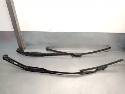 Автозапчастина б/у передній правий річок склоочисника для KIA CEE'D (JD) 1.6 CRDI 136 Посилання на OEM IAM 98310A2000  98310A2000