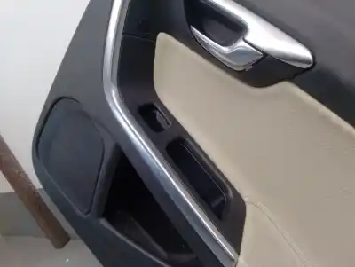 Автозапчастина б/у обликка задніх правіх дверей для volvo v60 i (155) d3 / d4 посилання на oem iam 8635883  31363727