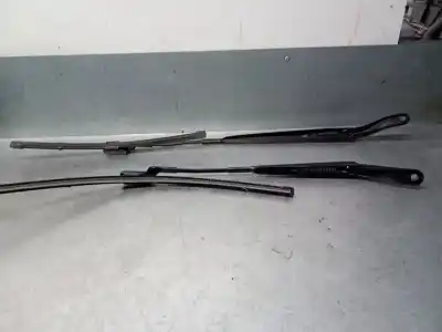 Автозапчасти б/у рычаг стеклоочистителя передний правый за peugeot 2008 ii (ud_, us_, uy_, uk_) 1.5 bluehdi 110 (udyhsk) ссылки oem iam 1640636680  1640636680