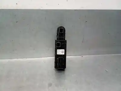 Автозапчасти б/у выключатель левого переднего окна за peugeot 2008 ii (ud_, us_, uy_, uk_) 1.5 bluehdi 110 (udyhsk) ссылки oem iam 98421760zd  98421760zd