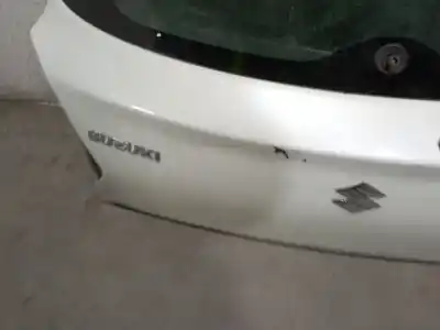 Автозапчасти б/у задняя дверь за suzuki swift v (az) 1.2 hybrid (mild hybrid) (a2l412) ссылки oem iam 6910052r00  6910052r00
