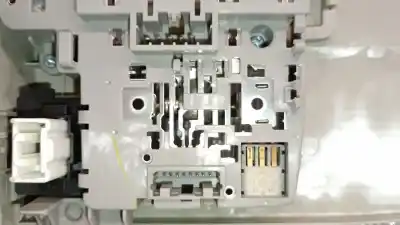 Автозапчастина б/у внутрішне світло для mazda cx-5 (ke, gh) 2.2 d (ke2fw) посилання на oem iam kd4569971  kd456997075