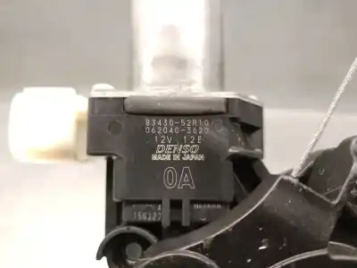 Автозапчастина б/у регулятор вікна передній лівий для suzuki swift v (az) 1.2 hybrid (mild hybrid) (a2l412) посилання на oem iam 8343052r10 0620403620 denso 8340252r11