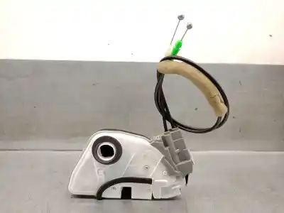 Автозапчастина б/у замок передніх дверей лівий для suzuki swift v (az) 1.2 hybrid (mild hybrid) (a2l412) посилання на oem iam 8225062r43  8225062r43