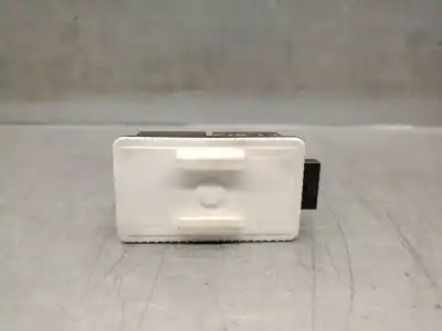 Автозапчастина б/у електронний модуль для suzuki swift v (az) 1.2 hybrid (mild hybrid) (a2l412) посилання на oem iam 3716052r00   Автозапчастина б/у електронний модуль для suzuki swift v (az) 1.2 hybrid (mild hybrid) (a2l412) посилання на oem iam 3716052r00