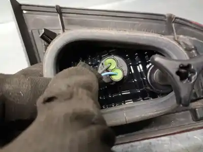 Автозапчастина б/у правий ліхтар для renault scénic iii (jz0/1_) 1.5 dci посилання на oem iam 265500018r  265500018r