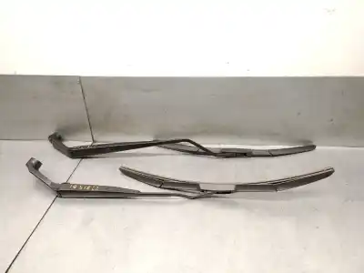 Pezzo di ricambio per auto di seconda mano Braccio Tergicristallo Anteriore Destro per SUZUKI SWIFT V (AZ) 1.2 HYBRID (MILD HYBRID) (A2L412) Riferimenti OEM IAM 3831052R00  3831052R00