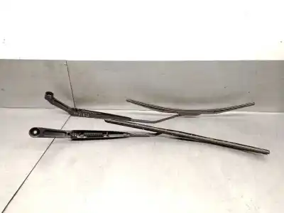 Автозапчасти б/у рычаг стеклоочистителя передний правый за suzuki swift v (az) 1.2 hybrid (mild hybrid) (a2l412) ссылки oem iam 3831052r00  3831052r00 Автозапчасти б/у рычаг стеклоочистителя передний правый за suzuki swift v (az) 1.2 hybrid (mild hybrid) (a2l412) ссылки oem iam 3831052r00  3831052r00