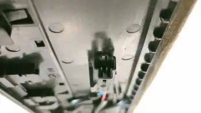 Pièce détachée automobile d'occasion grille d'aération pour audi a4 b8 avant (8k5) rs4 quattro références oem iam 8t1820951e  8t1820951e