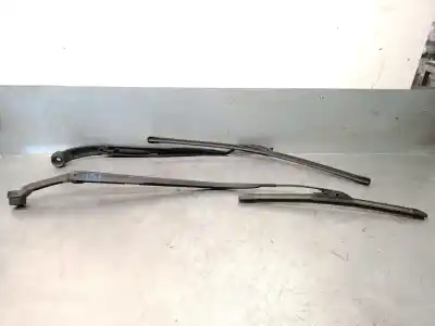 Second-hand car spare part front right windshield wiper arm for hyundai i20 ii (gb, ib) 1.2 oem iam references 98321c8000  