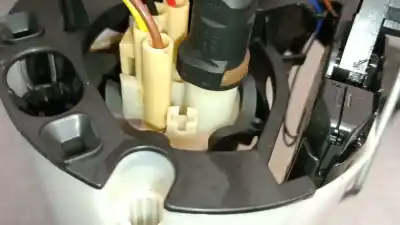 Автозапчасти б/у индикатор за audi a4 b8 avant (8k5) rs4 quattro ссылки oem iam 8k0919051ad  8k0919051aj