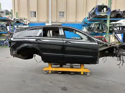 Second-hand car spare part right rear fin (cut) for mercedes-benz clase r (w251, v251) r 320 cdi 4-matic (251.022, 251.122) oem iam references a2516000007