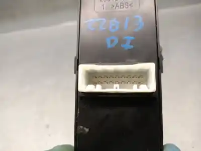 Автозапчастина б/у передні вікний вмикач для hyundai i20 ii (gb, ib) 1.2 посилання на oem iam 93570c81104x  93570c81104x