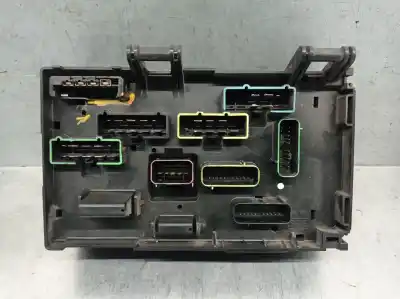 Автозапчасти б/у блок реле/предохранителей за chrysler voyager iv (rg, rs) 2.5 crd ссылки oem iam 04727558ac