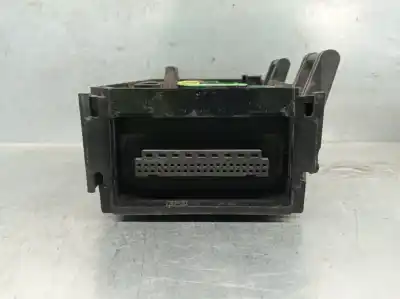 Автозапчасти б/у блок реле/предохранителей за chrysler voyager iv (rg, rs) 2.5 crd ссылки oem iam 04727558ac 273205848 