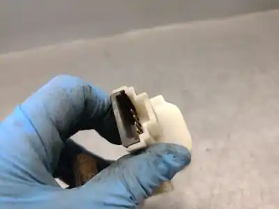 Peça sobressalente para automóvel em segunda mão fechadura do mala por renault espace iv (jk0) (2002->) 2.2 dci (jk07) referências oem iam 8200229953  8200229957