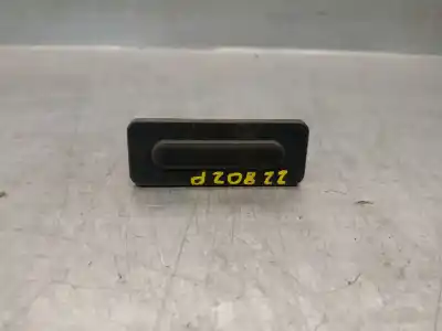 Pièce détachée automobile d'occasion poignée extérieure de coffre / hayon pour citroen c4 cactus 1.2 vti 82 références oem iam 9676028380