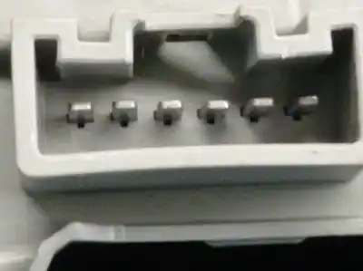 Second-hand car spare part left tailgate light for toyota corolla (_e12_) 1.4 d (nde120_) oem iam references 8156002300  8156102300