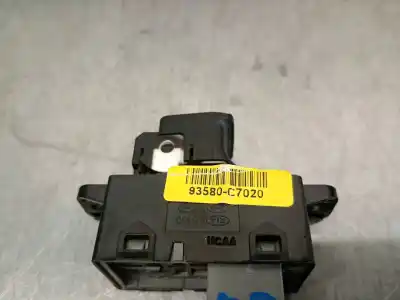 Автозапчасти б/у управление задними правыми стеклами за hyundai i20 ii (gb, ib) 1.2 ссылки oem iam 93580c7020  93580c70204x