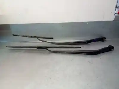 Recambio de automóvil de segunda mano de brazo limpia delantero derecho para kia niro (de) 1.6 gdi hybrid referencias oem iam 98321g5000