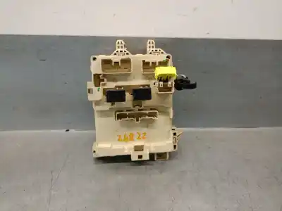 Second-hand car spare part fuse box unit for toyota corolla compact (_e11_) 1.4 (zze111_) oem iam references 8261215993  