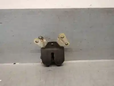 Tweedehands auto-onderdeel kofferbak / poortsluiting voor toyota corolla compact (_e11_) 1.4 (zze111_) oem iam-referenties 6935012210