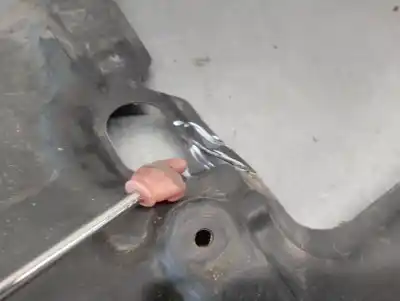 Peça sobressalente para automóvel em segunda mão cobertura / proteção do motor por toyota corolla compact (_e11_) 1.4 (zze111_) referências oem iam 5144112170  5144112170