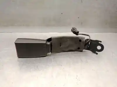 Second-hand car spare part seat belt buckle for toyota avensis ranchera familiar (_t27_) 2.0 d-4d (adt270_) oem iam references 7348005060c1
