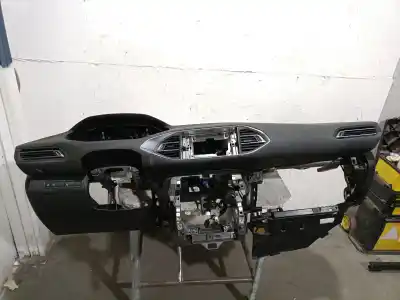 Автозапчастина б/у  для PEUGEOT 308 SW II (LC_, LJ_, LR_, LX_, L4_)  Посилання на OEM IAM 16108046ZD  16108046ZD