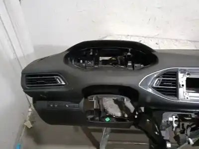 Second-hand car spare part dashboard for peugeot 308 sw ii (lc_, lj_, lr_, lx_, l4_) 2.0 bluehdi 150 oem iam references 16108046zd  16108046zd