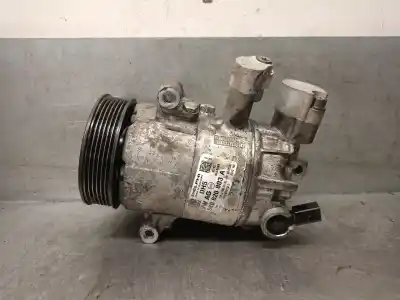 Pezzo di ricambio per auto di seconda mano compressore aria condizionata per seat ibiza iv (6j5, 6p1) 1.6 tdi riferimenti oem iam 5k0820803a  5k0820803c