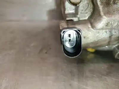 Pezzo di ricambio per auto di seconda mano compressore aria condizionata per seat ibiza iv (6j5, 6p1) 1.6 tdi riferimenti oem iam 5k0820803a  5k0820803c