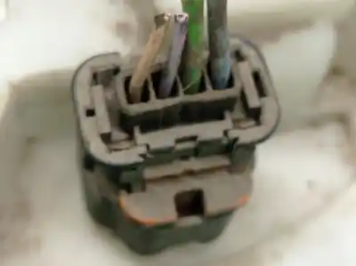 Pezzo di ricambio per auto di seconda mano sensore di livello del carburante per citroen c4 cactus 1.2 vti 82 riferimenti oem iam 9674466680 55063615 9674466680