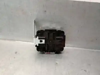 Peça sobressalente para automóvel em segunda mão módulo eletrônico por kia rio iv (yb, sc, fb) 1.0 t-gdi 100 referências oem iam 95300h800  95300h800