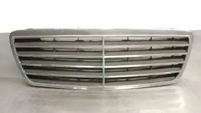 Second-hand car spare part front grille for mercedes-benz clase e (w210) e 270 cdi (210.016) oem iam references a21088005837d11