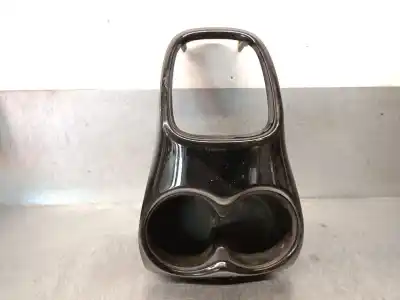 Recambio de automóvil de segunda mano de molduras delanteras para peugeot 108 1.0 vti 72 referencias oem iam 588040h020