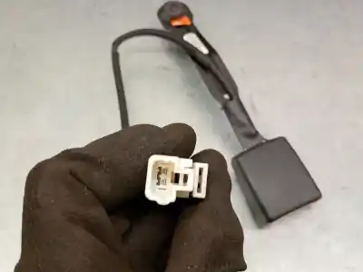 Peça sobressalente para automóvel em segunda mão chicote / encaixe cinto segurança por kia rio iv (yb, sc, fb) 1.0 t-gdi 100 referências oem iam 88830h8000wk  88830h8000wk