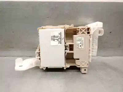 Recambio de automóvil de segunda mano de caja reles / fusibles para peugeot 108 1.0 vti 72 referencias oem iam 892210h030