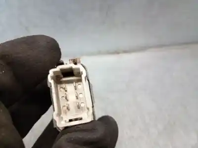 Автозапчасти б/у управление задними левыми стеклами за renault grand scénic ii (jm0/1_) 1.5 dci (jm1e) ссылки oem iam 8200315029  8200315029