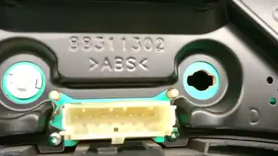 Автозапчастина б/у панель інструментів для opel corsa c (x01) 1.0 (f08, f68) посилання на oem iam 13173357w 110080005028 vdo 6260413