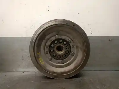 Recambio de automóvil de segunda mano de VOLANTE MOTOR para AUDI A4 B8 AVANT (8K5) RS4 QUATTRO referencias OEM IAM 0B5105317G  