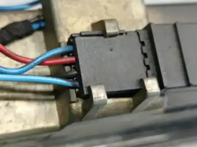 Pezzo di ricambio per auto di seconda mano maniglia esterna del cancello per audi a4 b6 (8e2) 1.9 tdi riferimenti oem iam 8e0827  8e0827574c