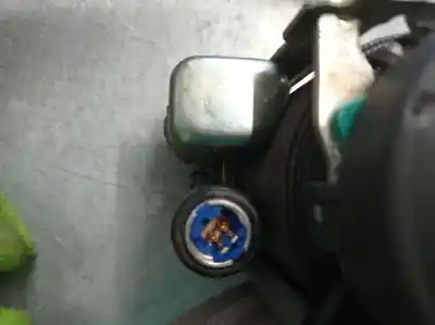 Pezzo di ricambio per auto di seconda mano cintura di sicurezza anteriore destra per audi a4 b6 (8e2) 1.9 tdi riferimenti oem iam 8e0857706f  8e0857706f