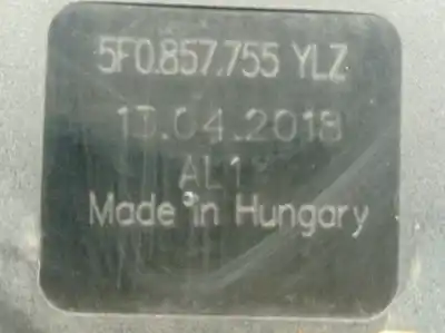 Автозапчасти б/у крюк для пояса за seat leon (5f1) 1.6 tdi ссылки oem iam 5f0857755ylz  5f0857755ylz