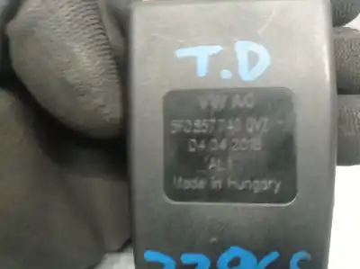 Автозапчасти б/у крюк для пояса за seat leon (5f1) 1.6 tdi ссылки oem iam 5f0857740qvz  5f0857807b