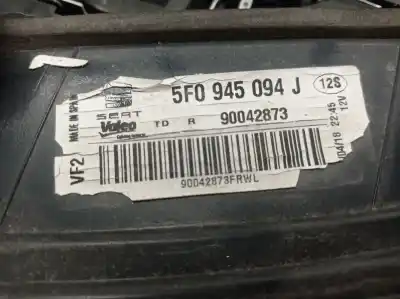 Автозапчасти б/у правый задний фонарь за seat leon (5f1) 1.6 tdi ссылки oem iam 5f0945094j 90042873 valeo 5f0945094j