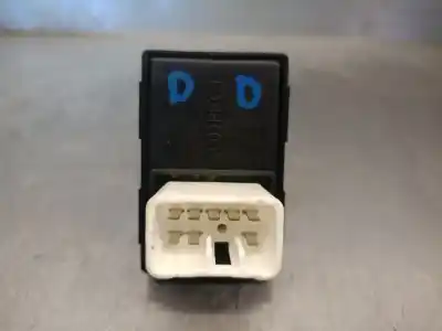 Peça sobressalente para automóvel em segunda mão botão / interruptor elevador vidro dianteiro direito por kia pro cee'd (ed) 2.0 crdi 140 referências oem iam 935751h100  935751h100